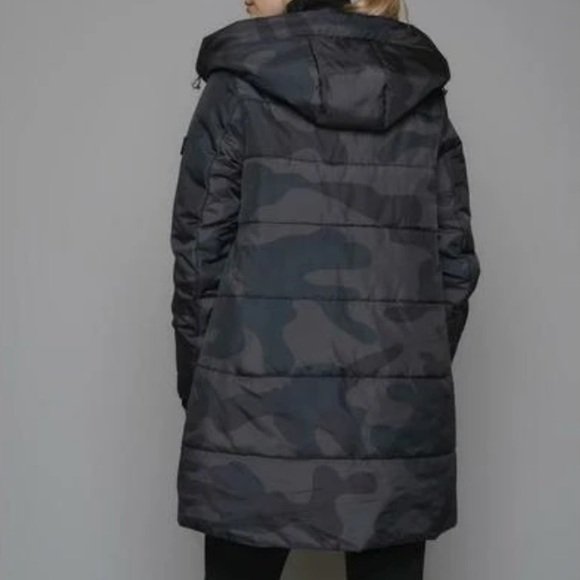 ✨Host Pick✨New Rino & Pelle Jarlyn Coat- Camo Size 36/Small - Picture 3 of 7